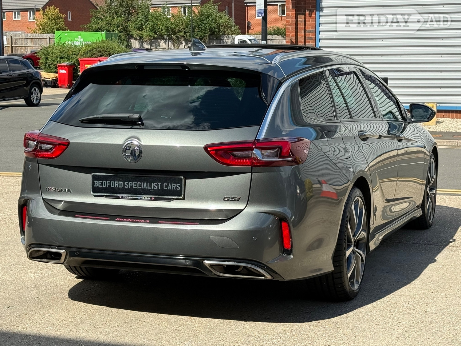 Vauxhall Insignia 2018 - Cars in Bedford