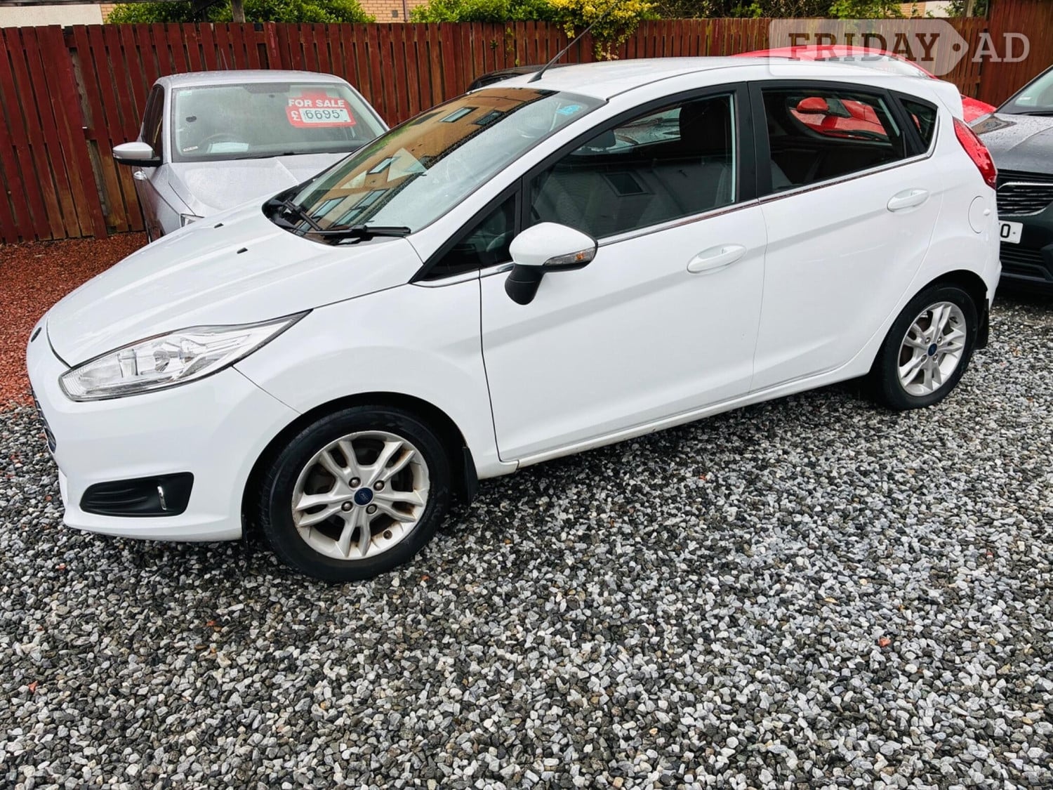 Ford Fiesta 2015 - Cars