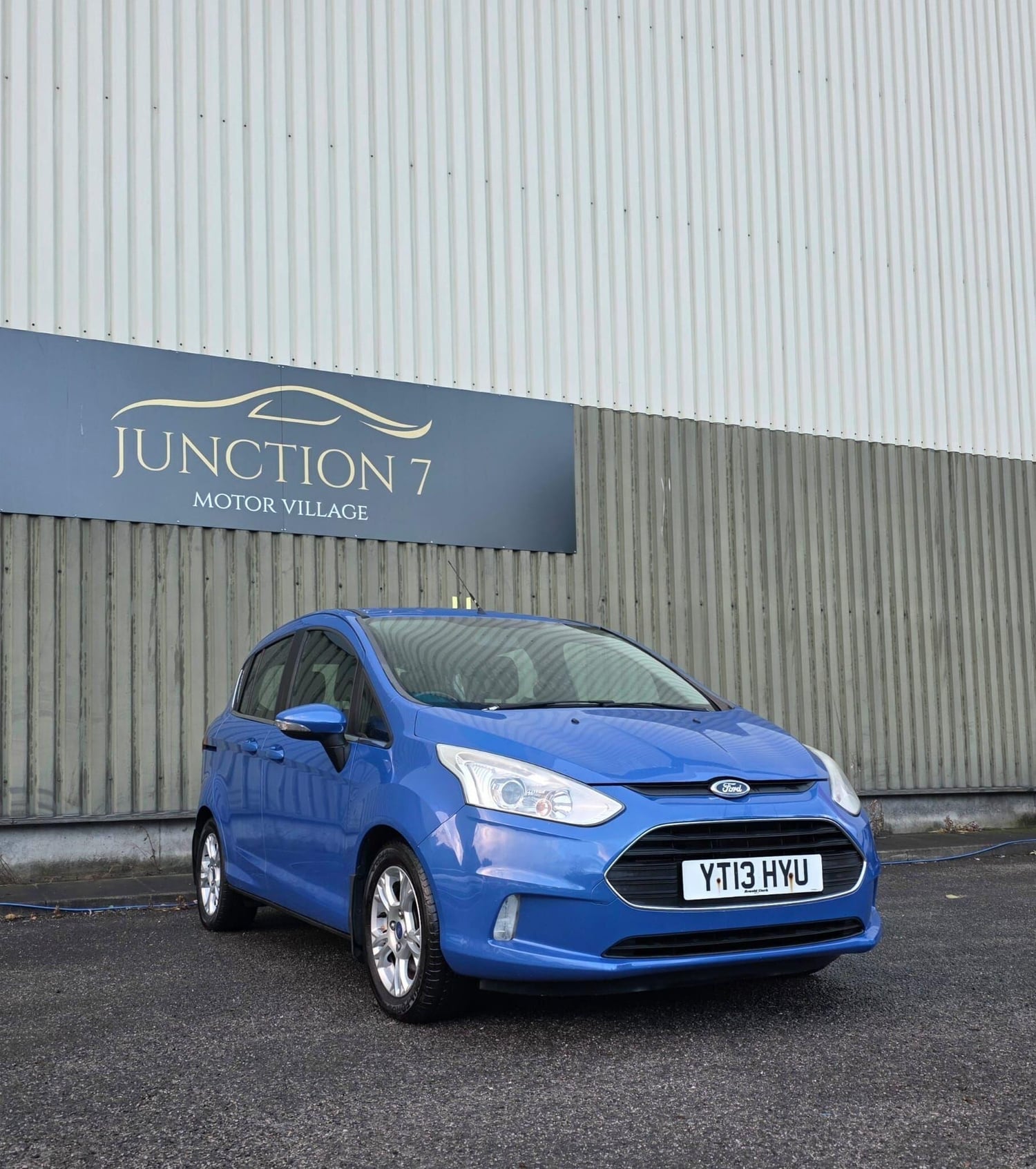[ berth ]Ford B-MAX