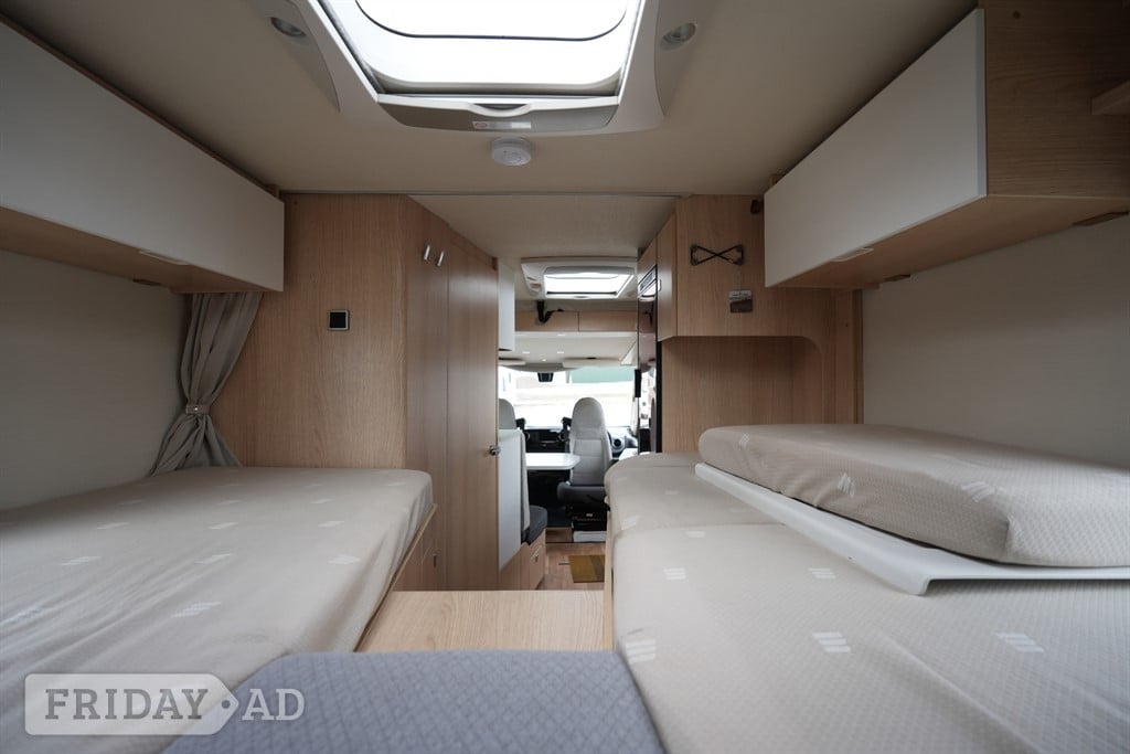[5 berth ]Hymer B-Class I 580 MERCEDES AUTO 5 BERTH 4 TRAVEL SEAT MOTORHOME