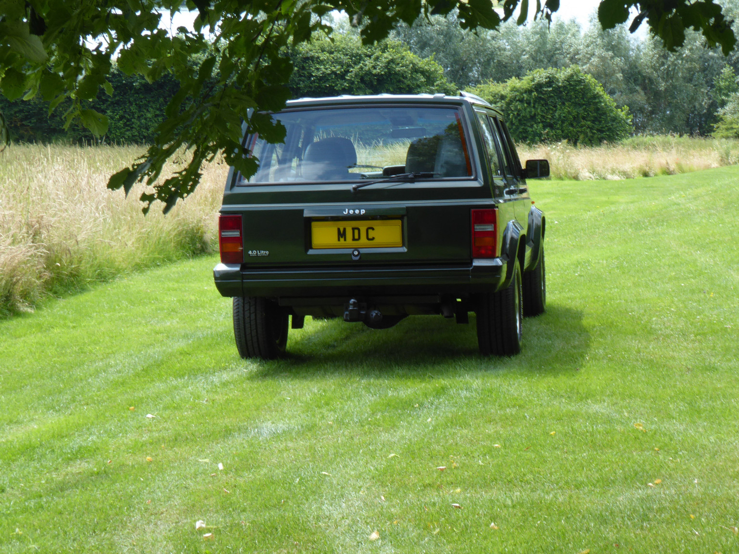 Jeep Cherokee 1996 - Cars