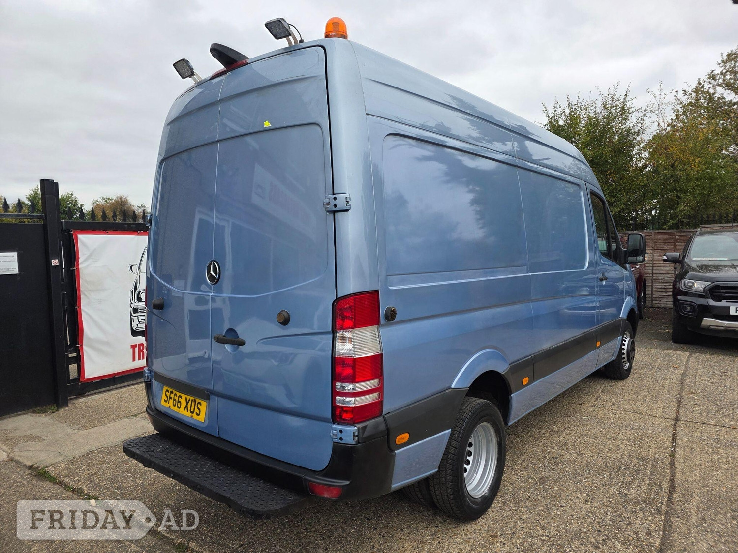 [ berth ]Mercedes-Benz Sprinter