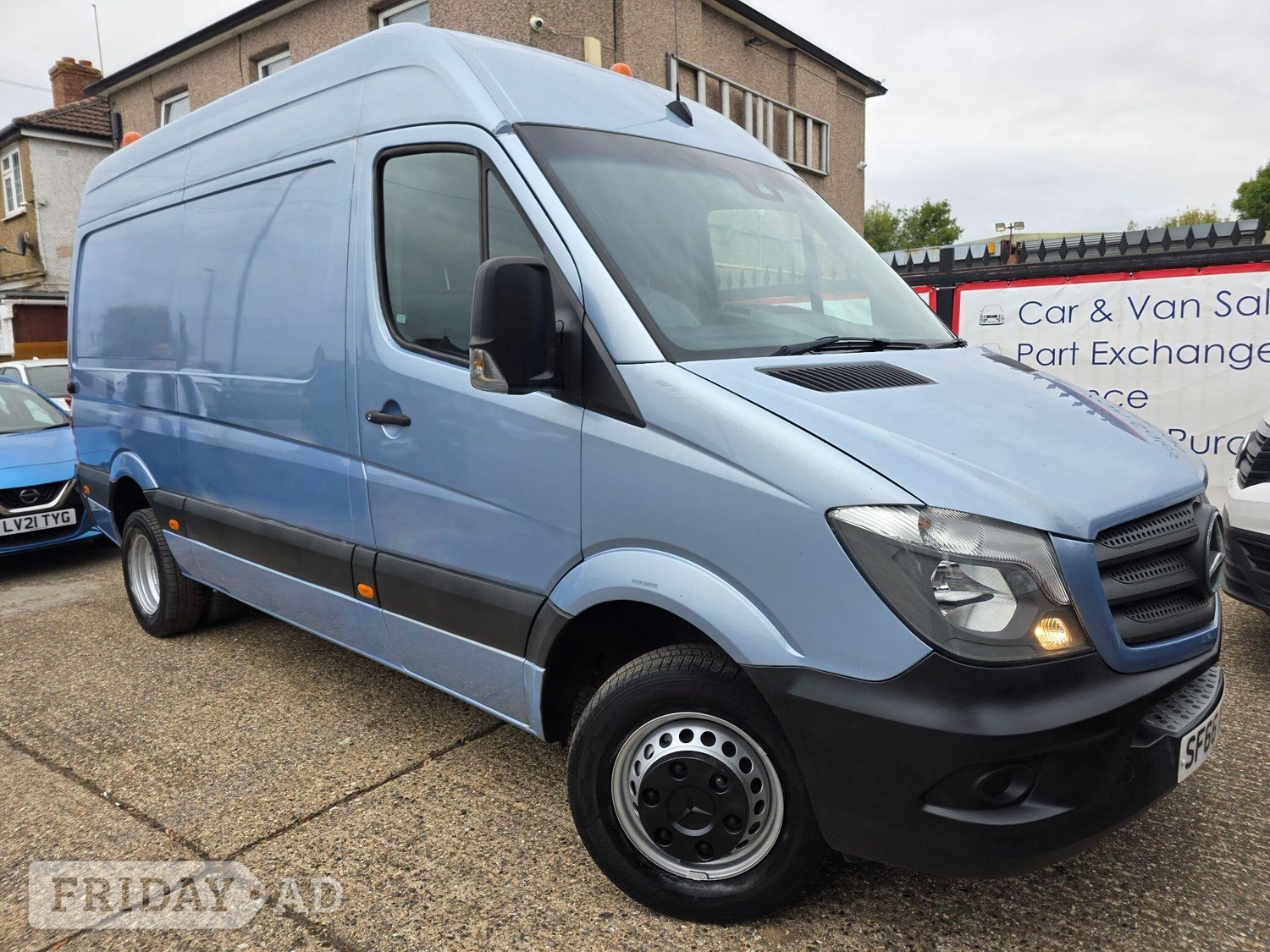 Mercedes-Benz Sprinter 2016 in Hounslow