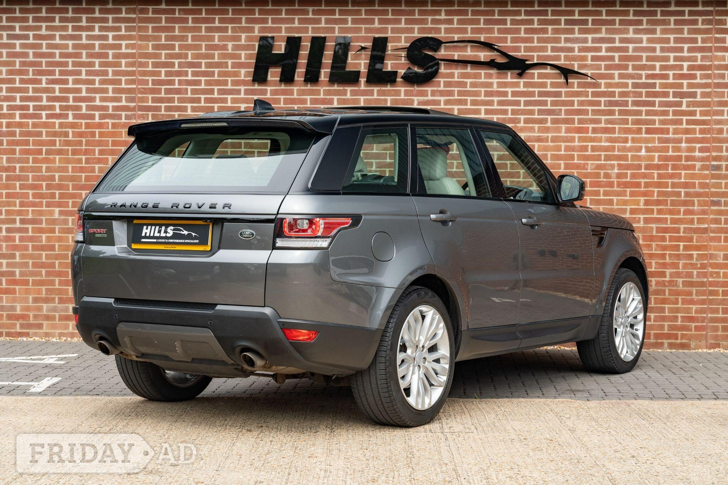 Land Rover Range Rover Sport 2017 - Cars in Lymington