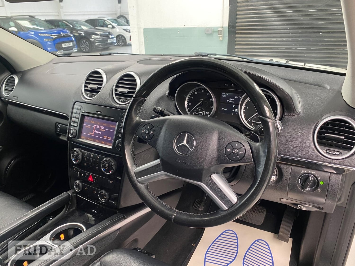 [ berth ]Mercedes-Benz GL Class