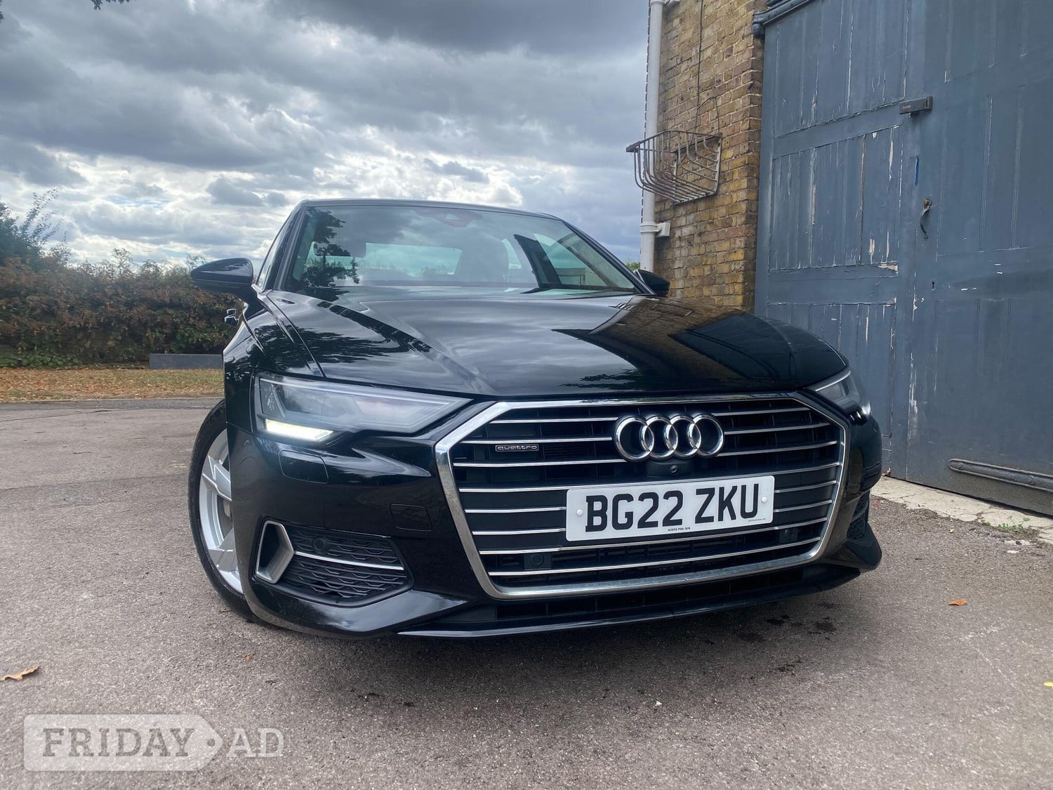 [ berth ]Audi A6 Saloon