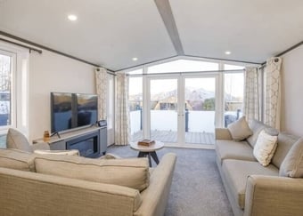 For sale, Luxury Lodge, Yorkshire Spa Retreat, Helmsley Yorkshire