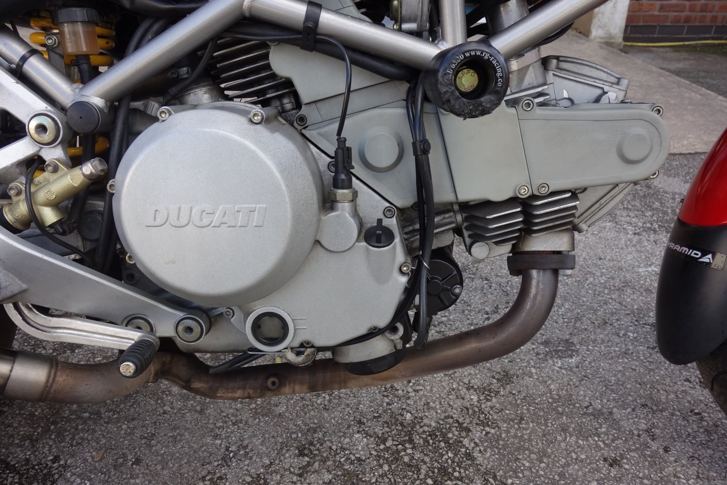 Ducati 600 2001 - Motorbikes, Scooters & Quads