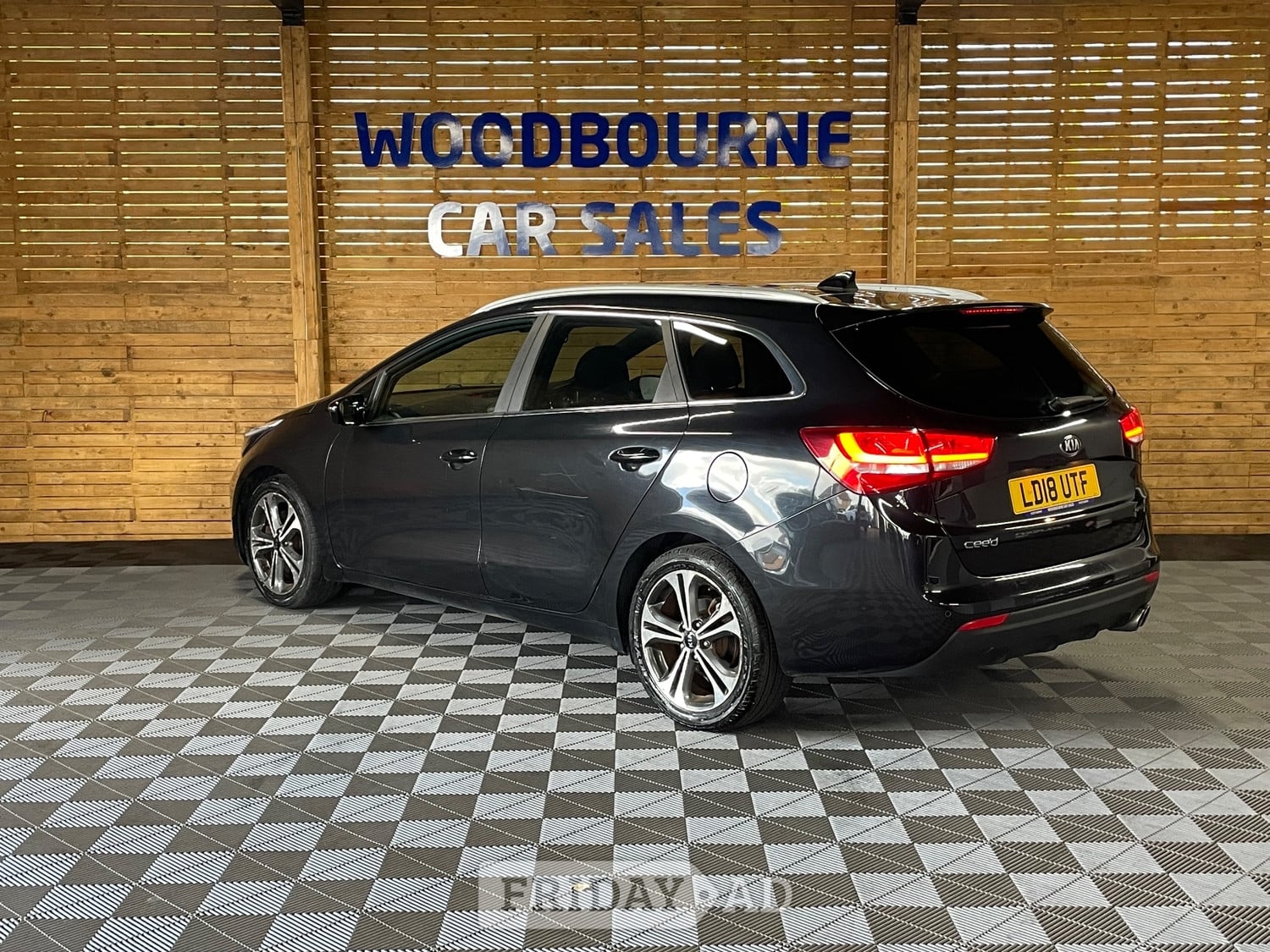 [ berth ]Kia Ceed
