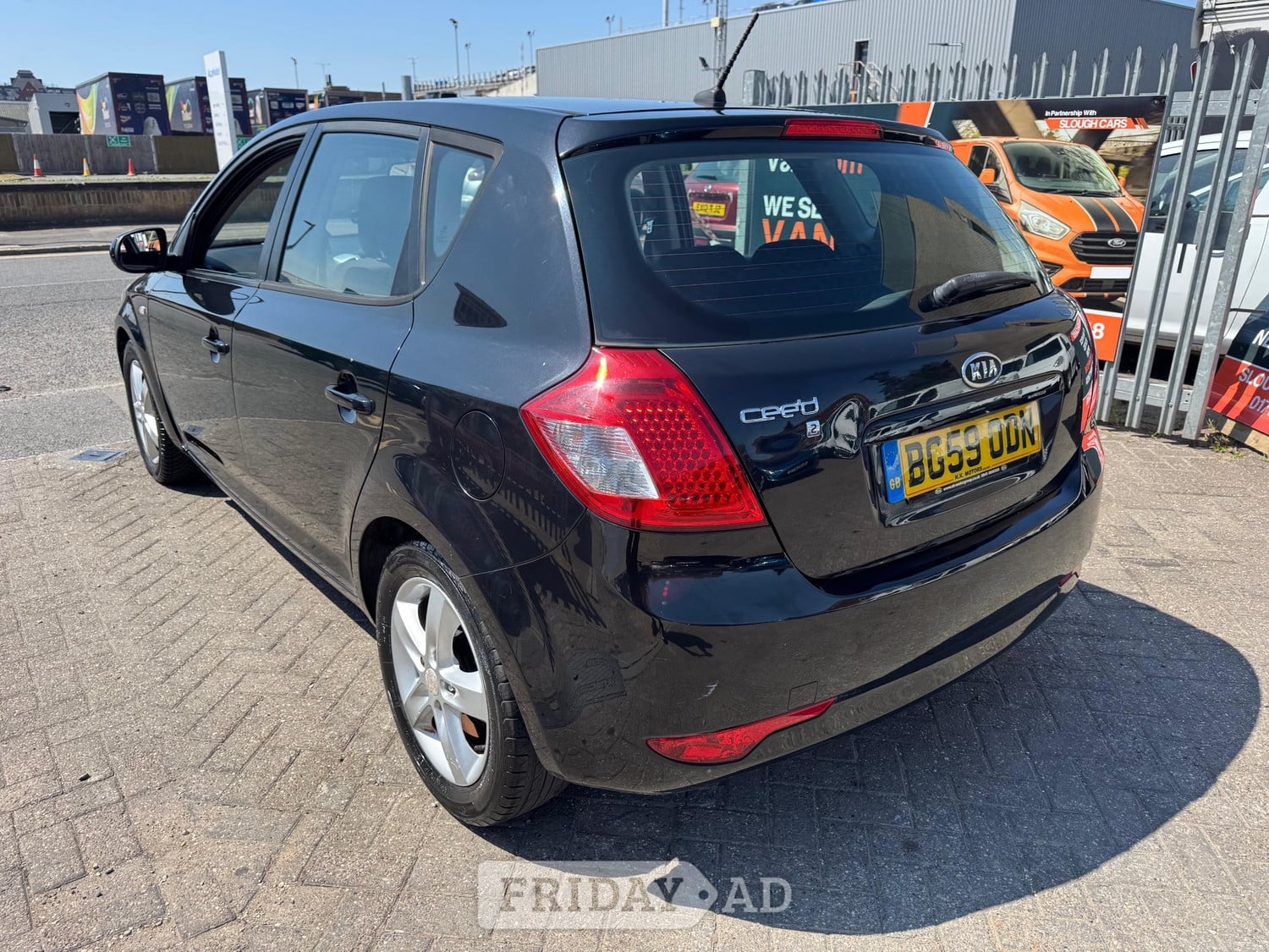 [ berth ]Kia Ceed