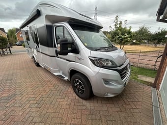 Adria Matrix Supreme 670 SLT 2018 for sale