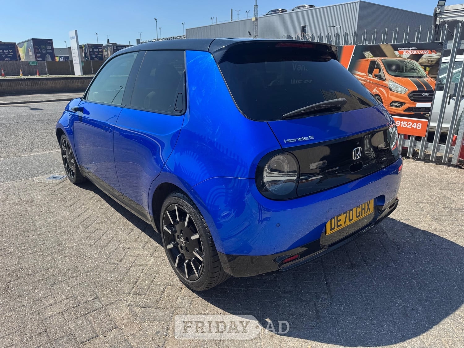 [ berth ]Honda e