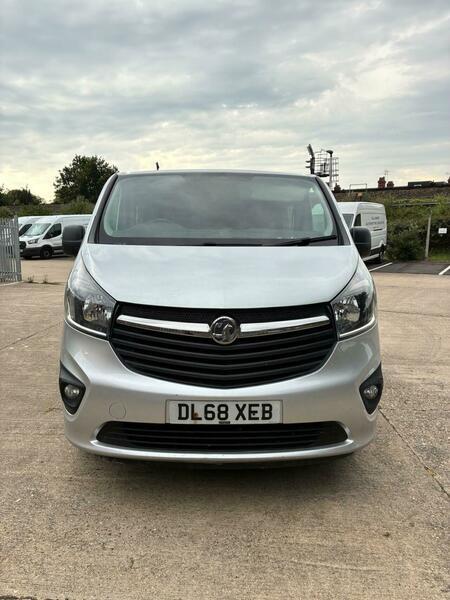 Vauxhall Vivaro Reading