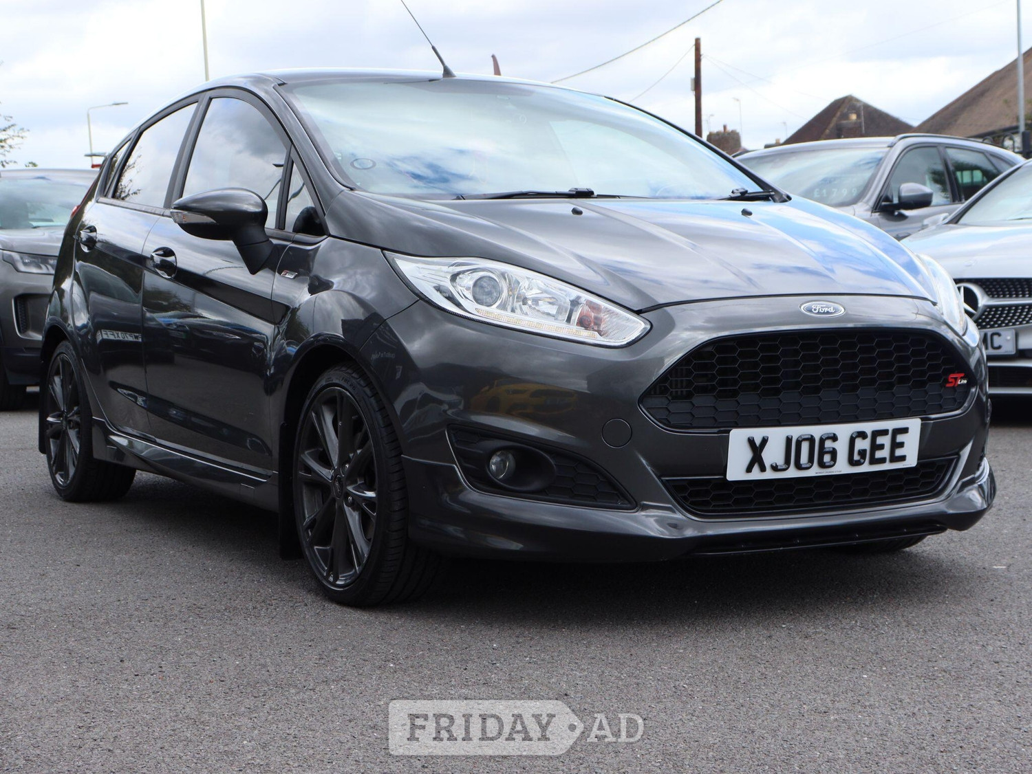 [ berth ]Ford Fiesta