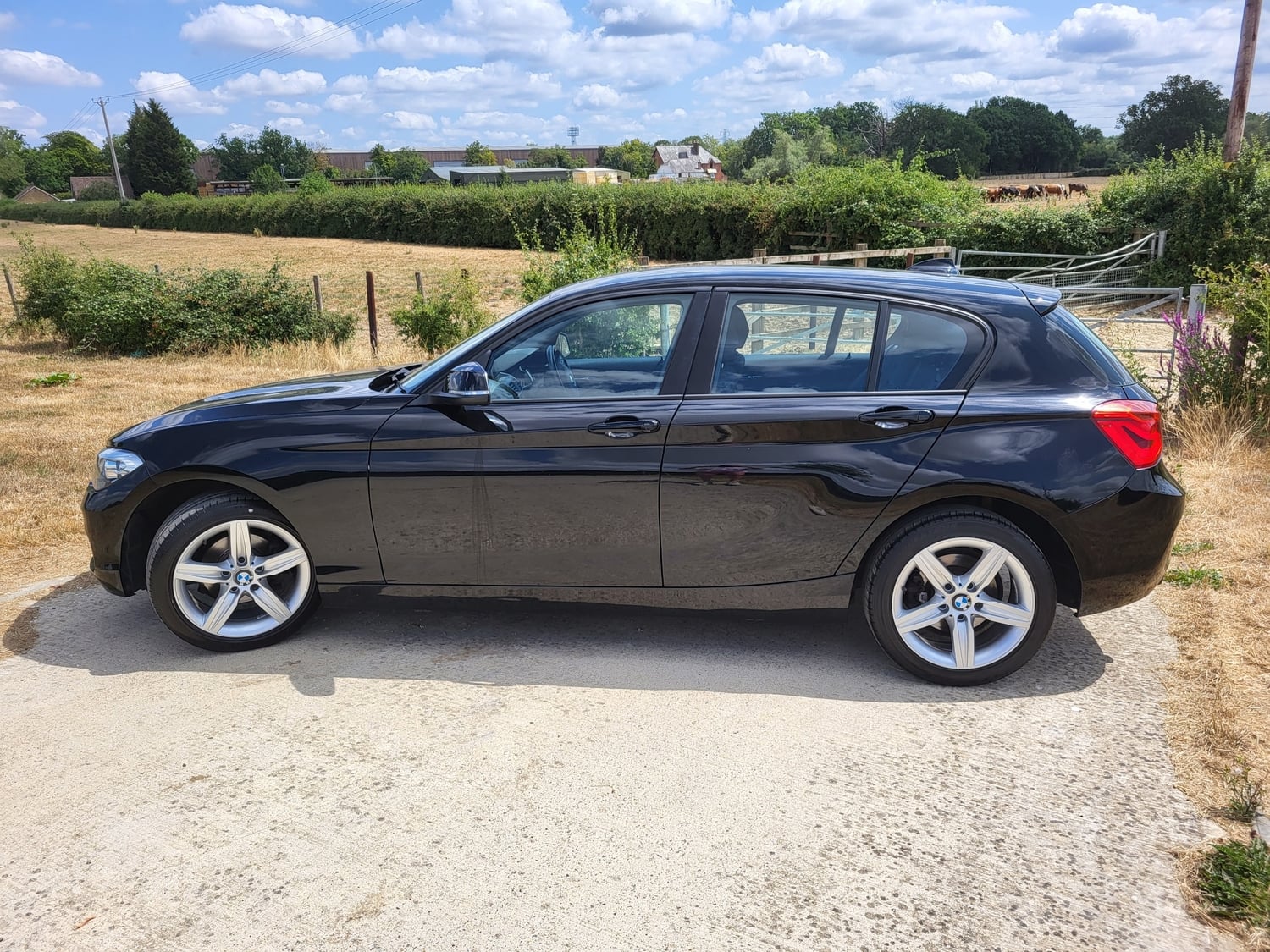 [ berth ]BMW 1 Series