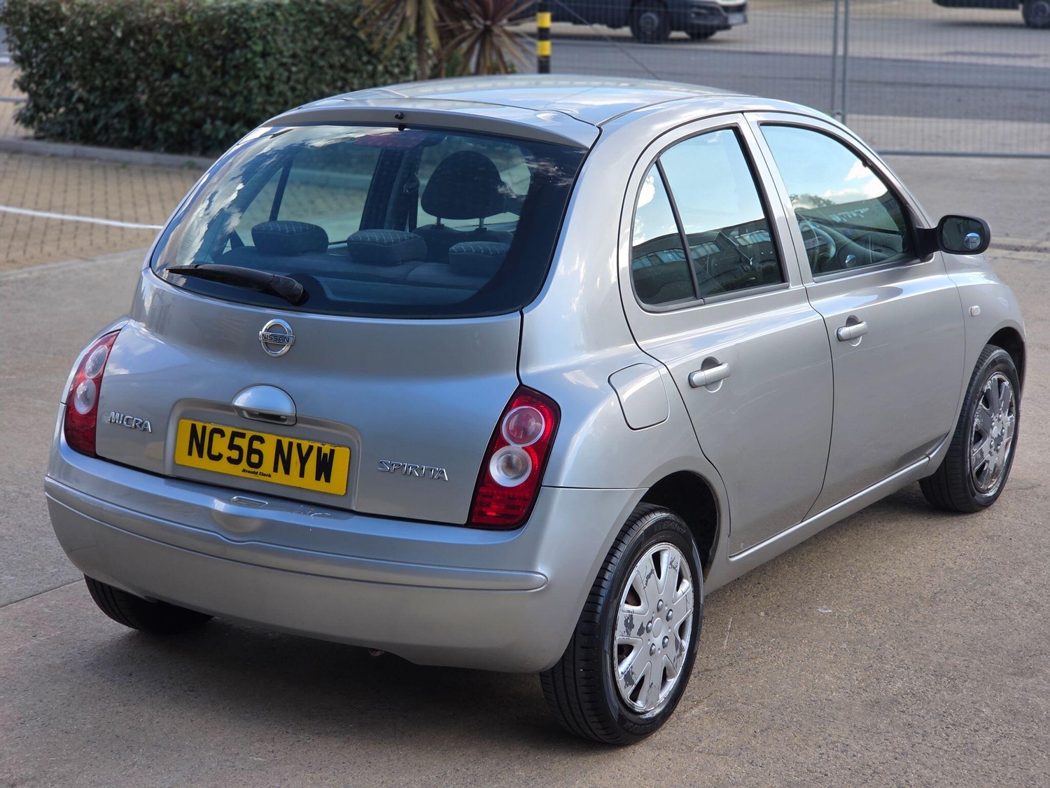 [ berth ]Nissan Micra