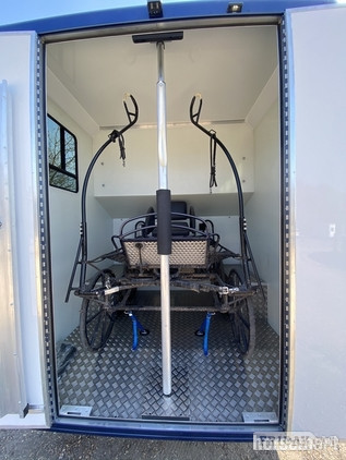 Trevett &amp; Smith Carriage Box  Horsebox - Trailers & Horseboxes
