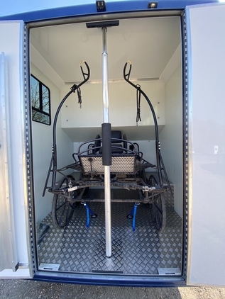 Trevett &amp; Smith Carriage Box Renault Horsebox - Trailers & Horseboxes