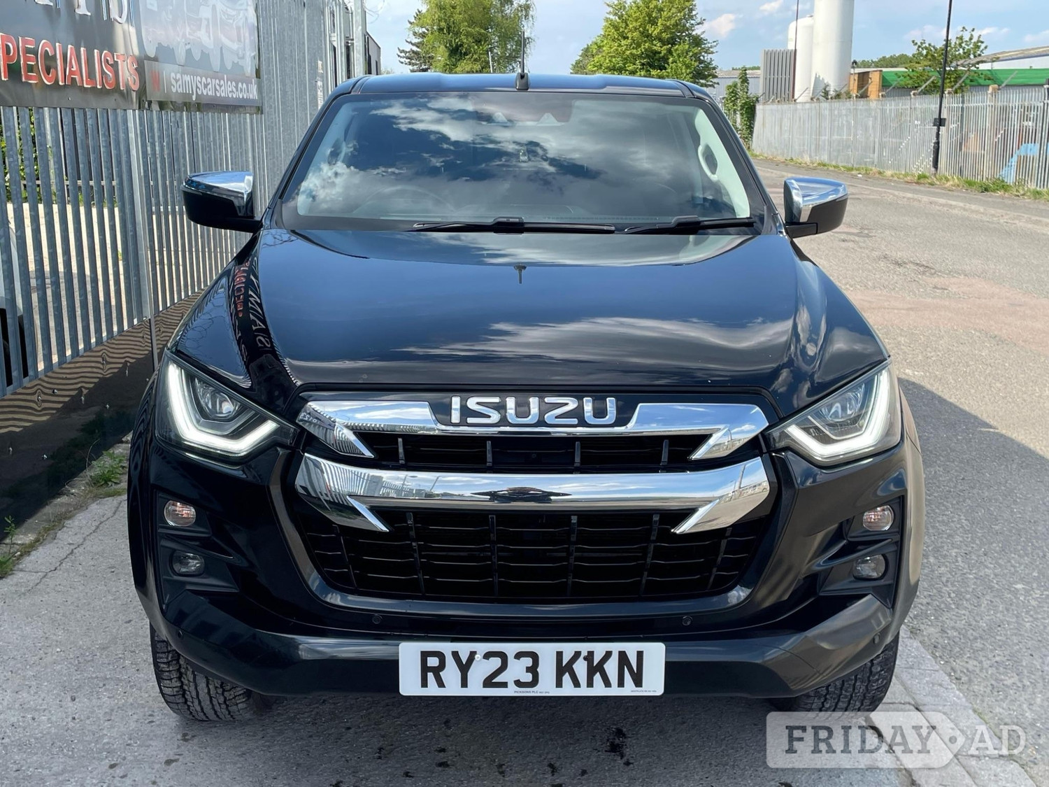 [ berth ]Isuzu D-MAX