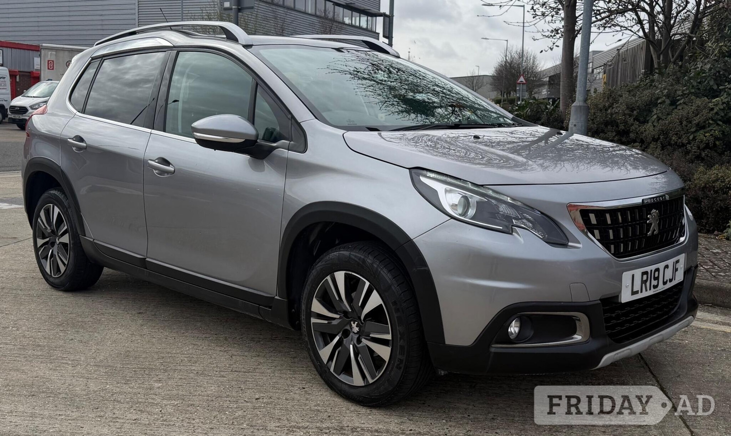 [ berth ]Peugeot 2008