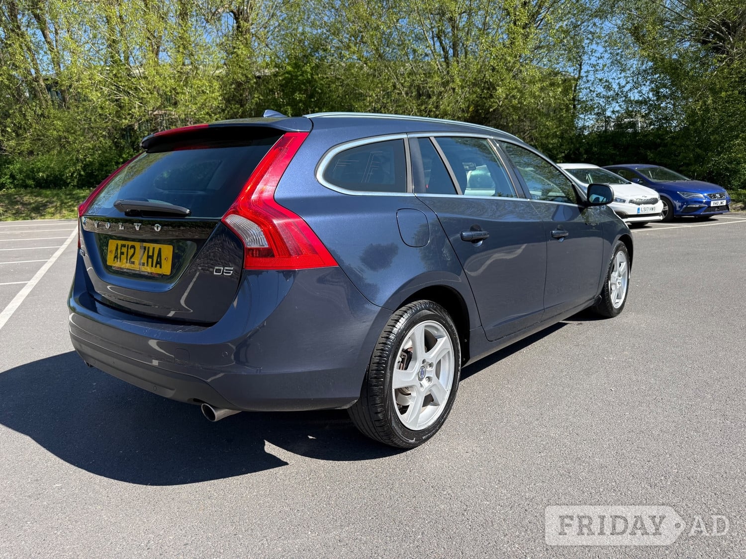 [ berth ]Volvo V60