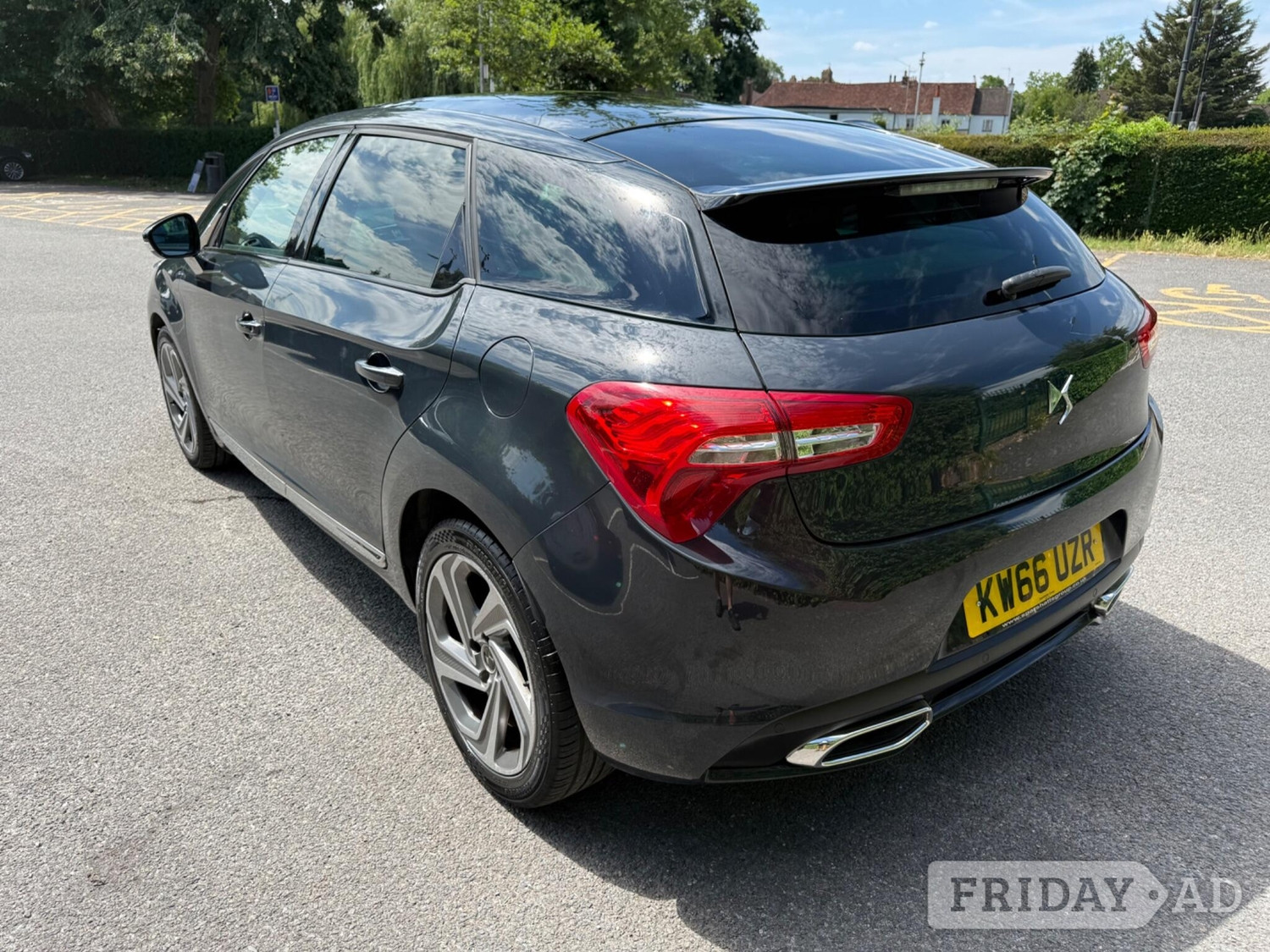[ berth ]DS DS 5