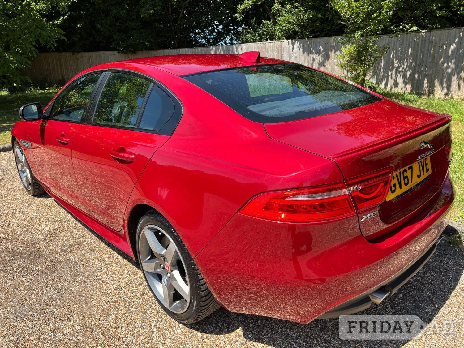 Jaguar XE 2018 - Cars