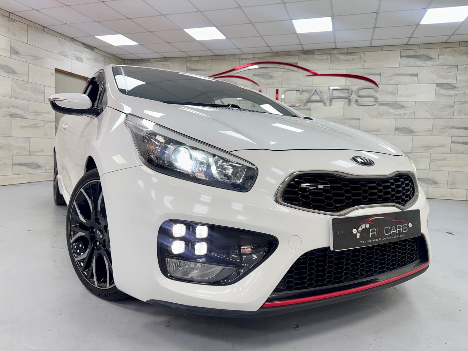 Kia Pro Ceed 2015 - Cars in Loughborough