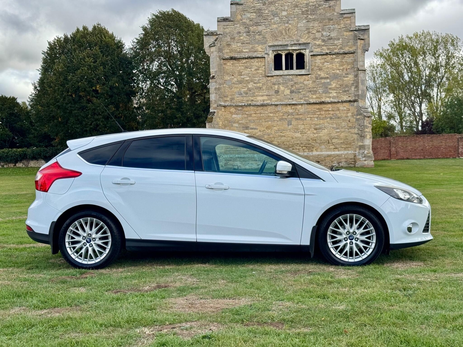 [ berth ]Ford Focus