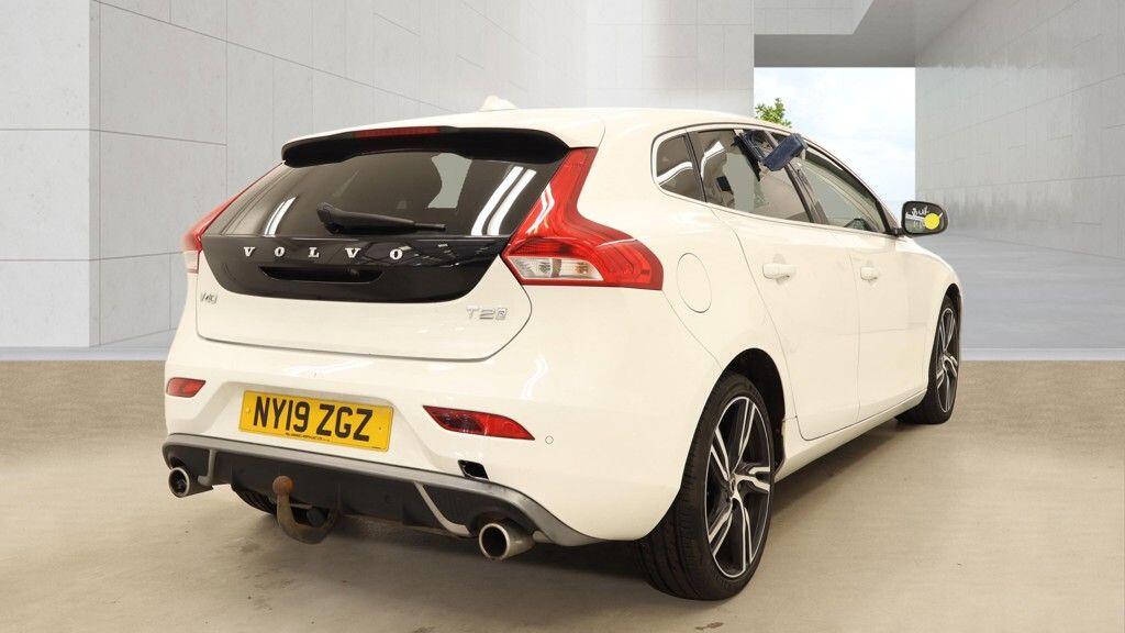 [ berth ]Volvo V40