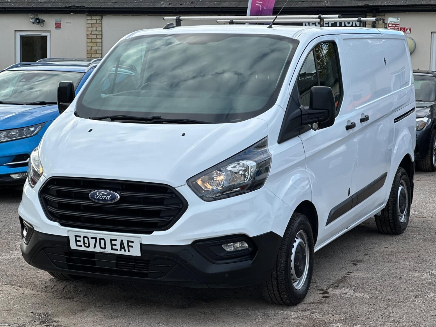 [ berth ]Ford Transit Custom