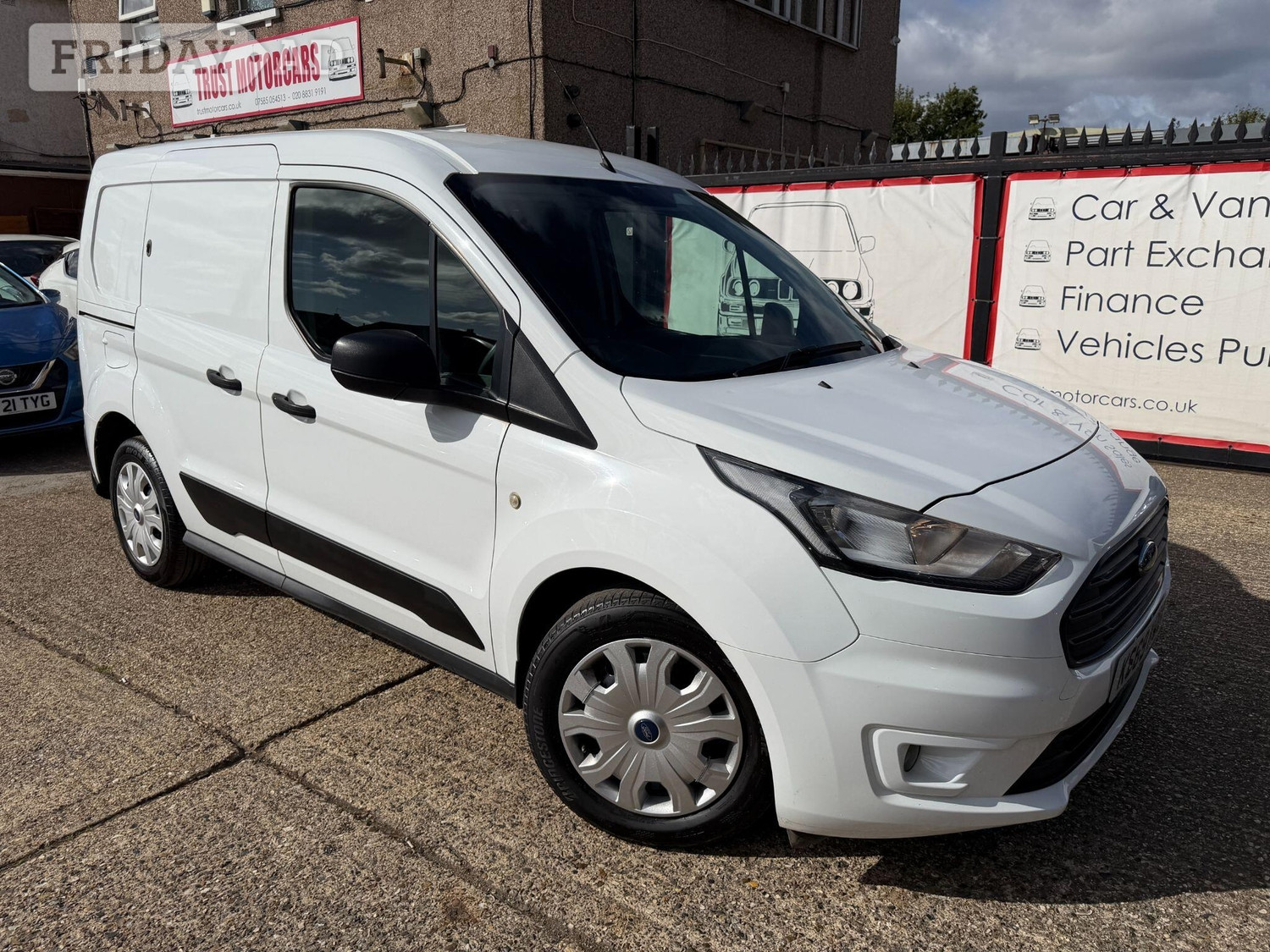 Ford Transit Connect 2019 in Hounslow