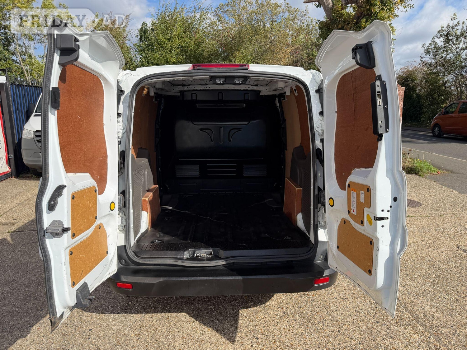 Ford Transit Connect 2019 - Vans & Commercial Vehicles in Hounslow