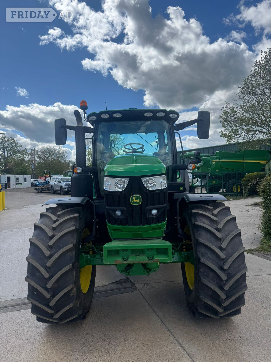 [ berth ]John Deere 6R 185