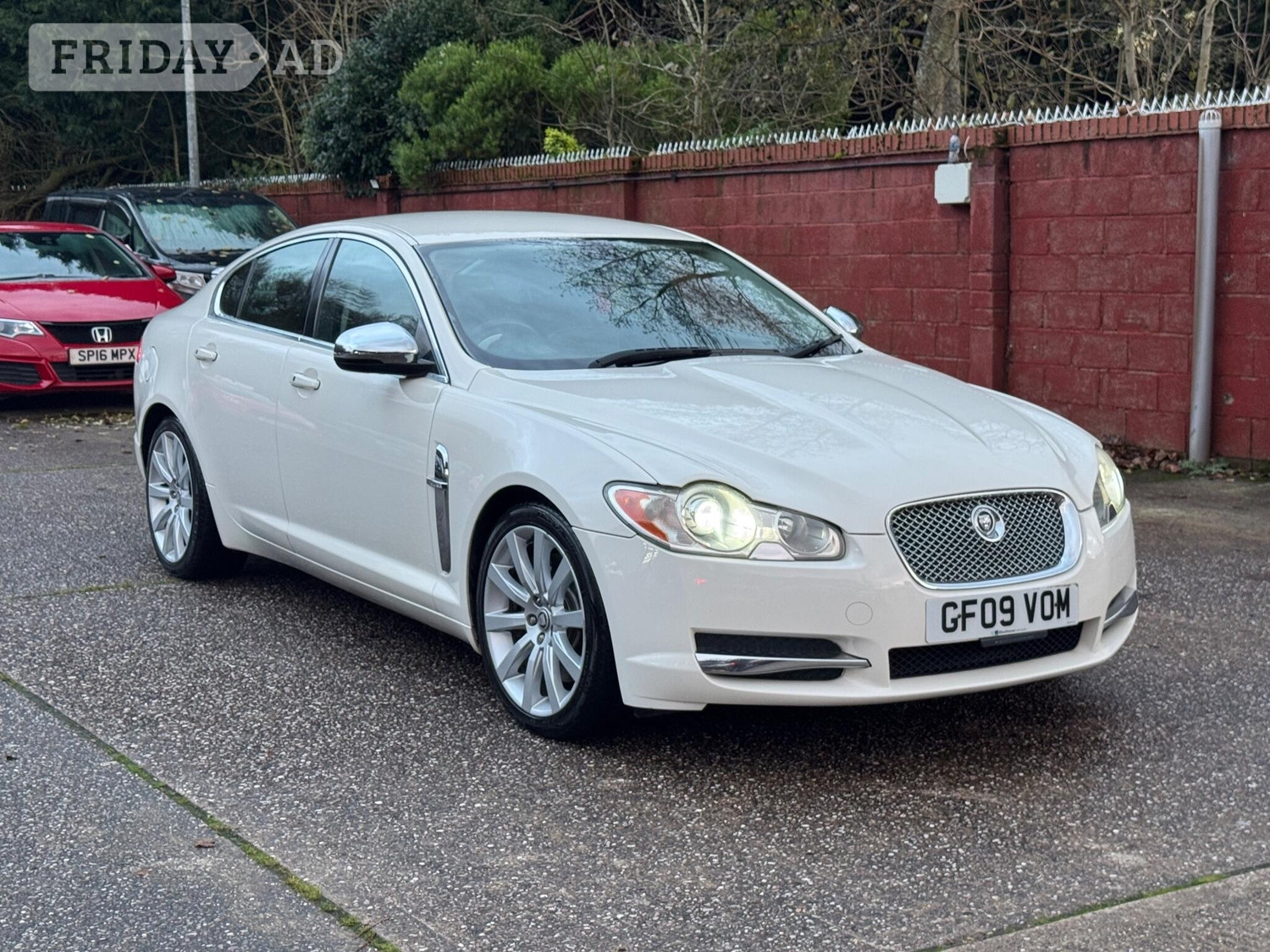 Jaguar XF 2009 in Warwick