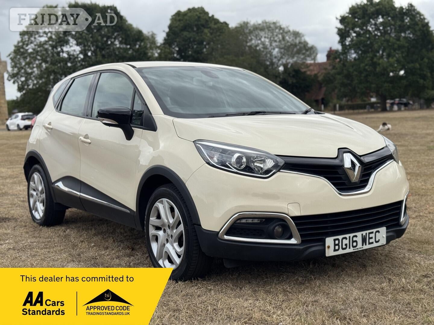 Renault Captur 2016 in Bedford
