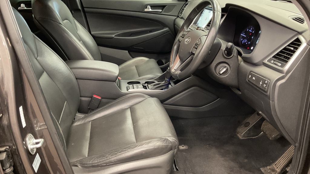 [ berth ]Hyundai Tucson