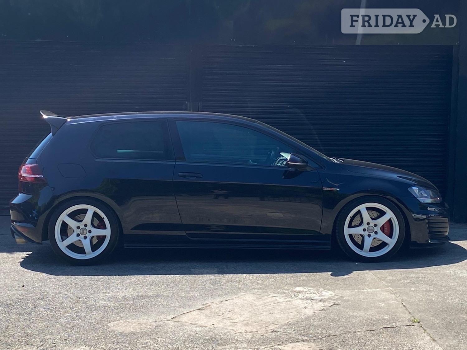 Volkswagen Golf 2014 - Cars