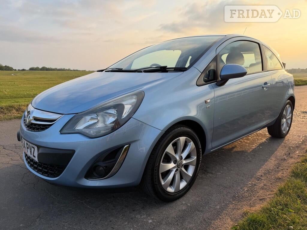 [ berth ]Vauxhall Corsa