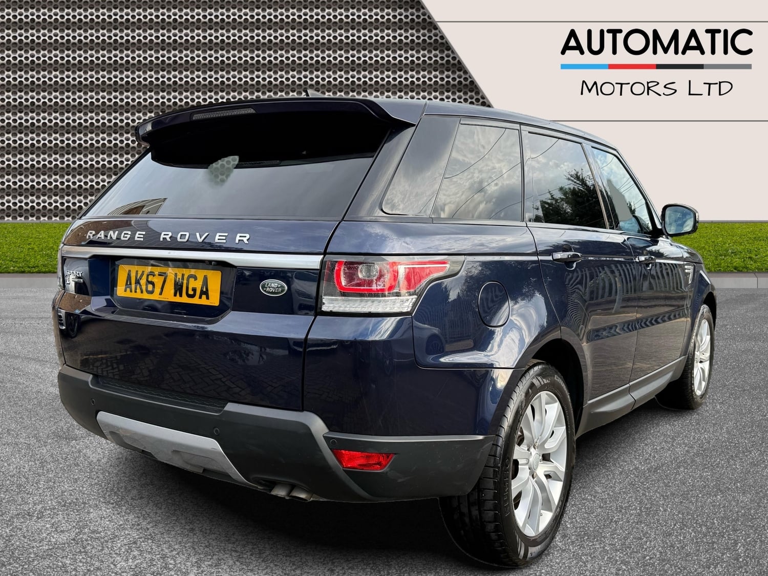 Land Rover Range Rover Sport 2018 - Cars in Hillingdon