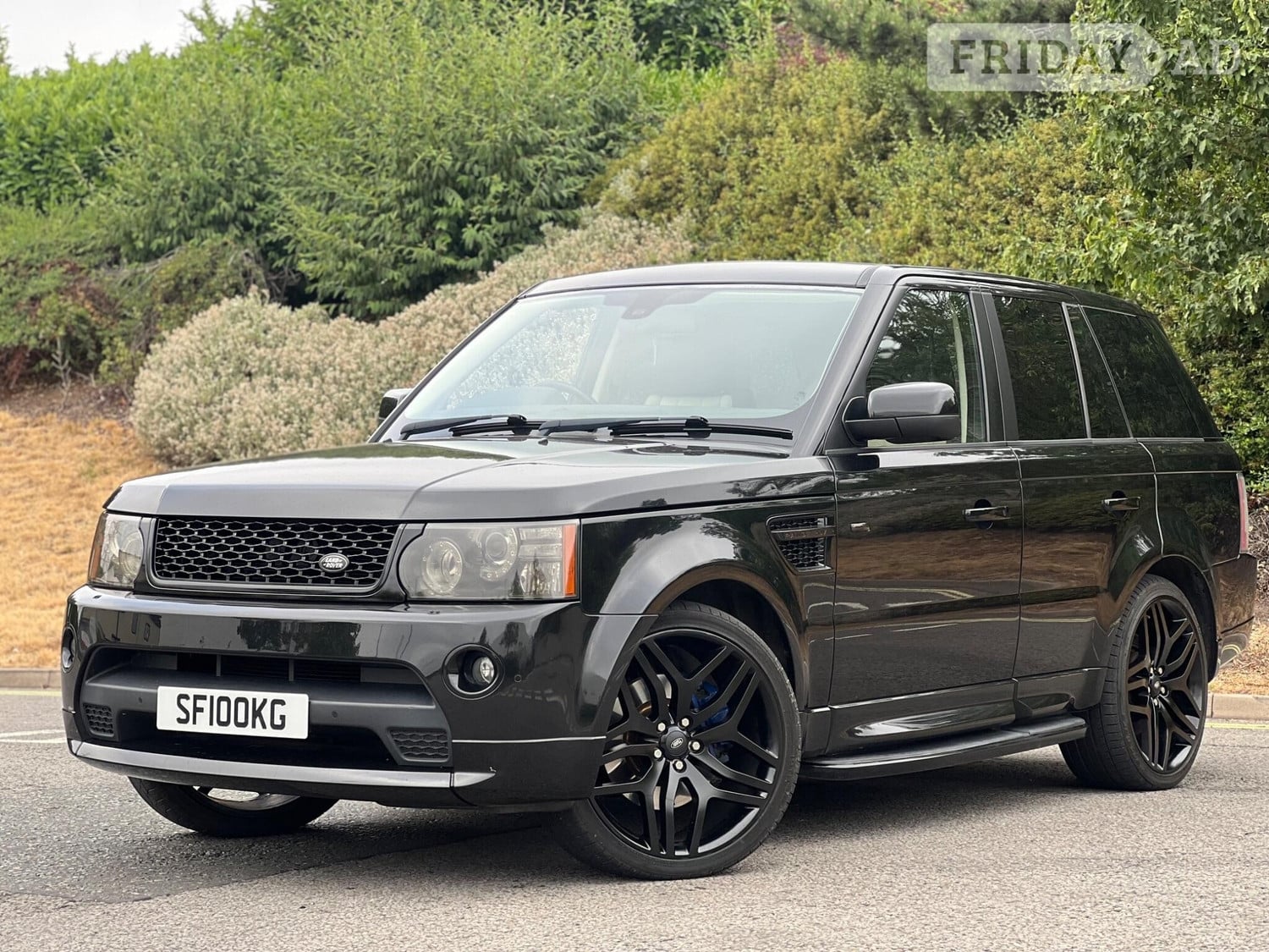 [ berth ]Land Rover Range Rover Sport