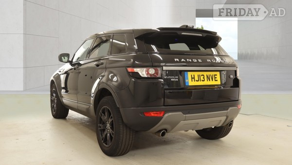 [ berth ]Land Rover Range Rover Evoque