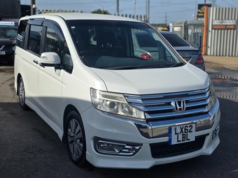Honda Stepwagon 2012