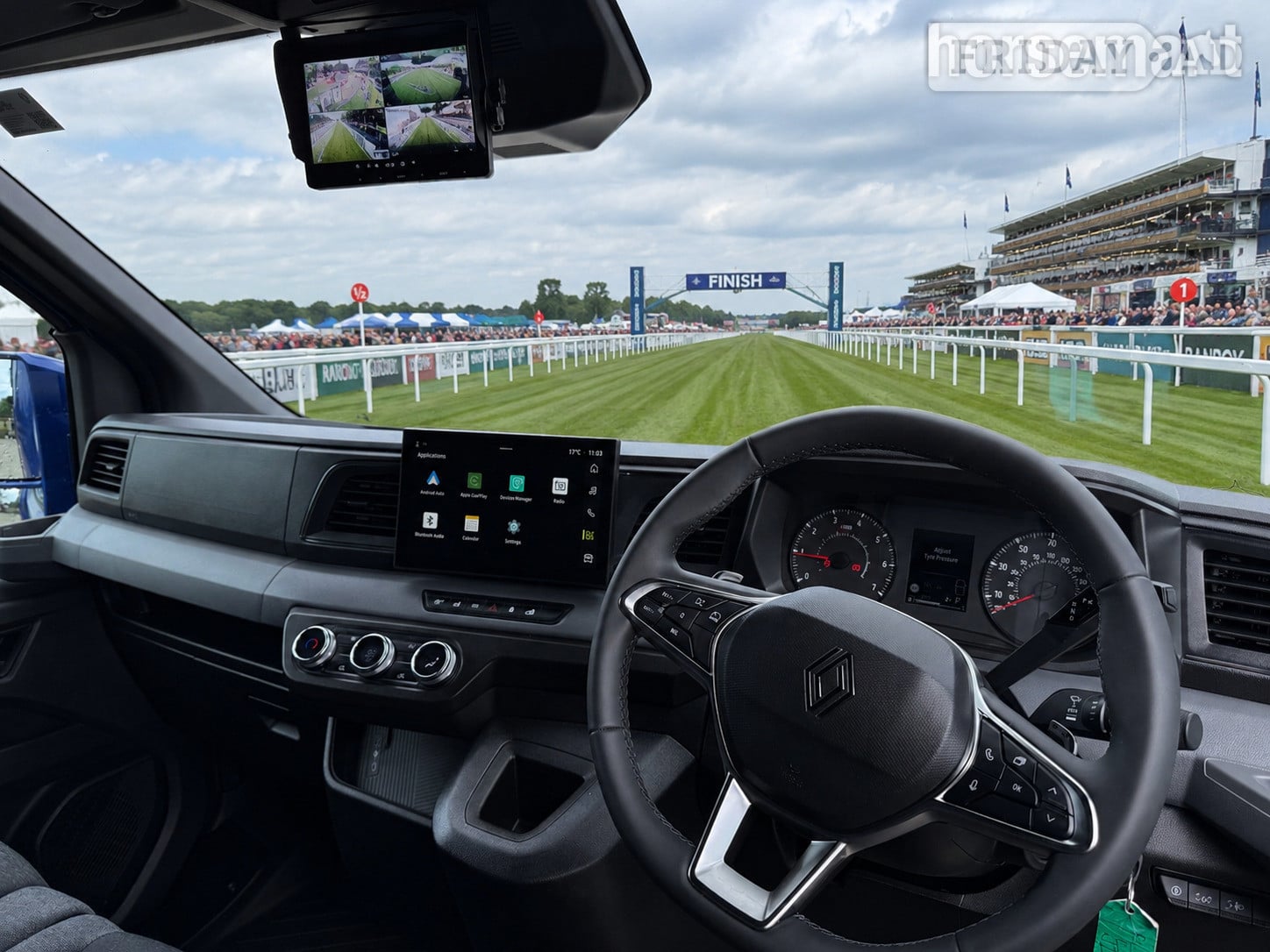 Equus ST3500 Renault Horsebox - Trailers & Horseboxes