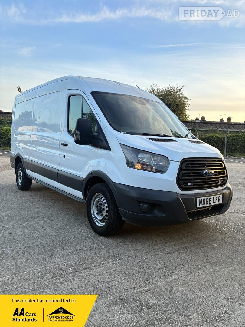 Ford Transit 2017 in Reading