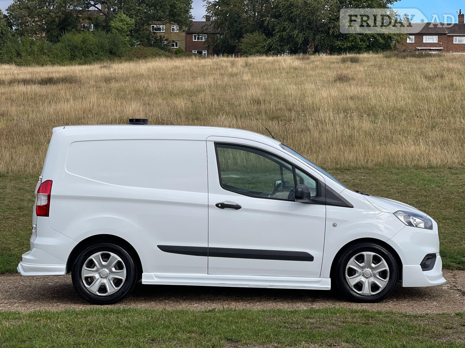Ford Transit Courier 2019 - Vans & Commercial Vehicles in Hemel Hempstead