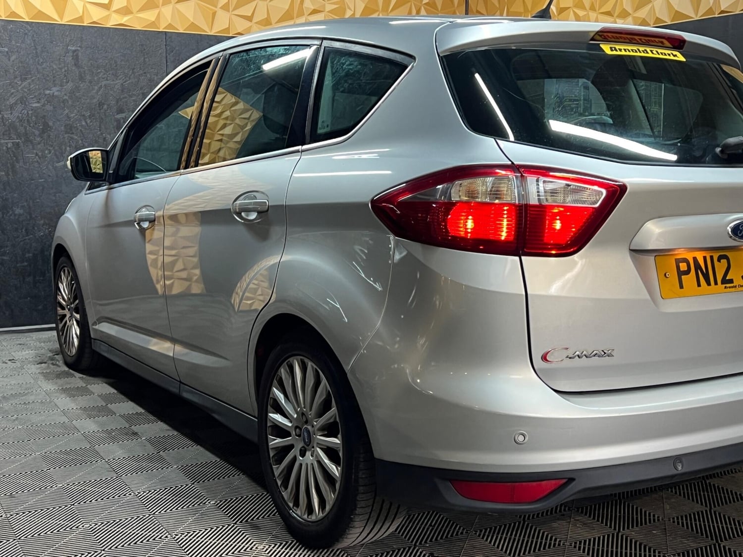 Ford C-MAX 2012 - Cars in Halifax
