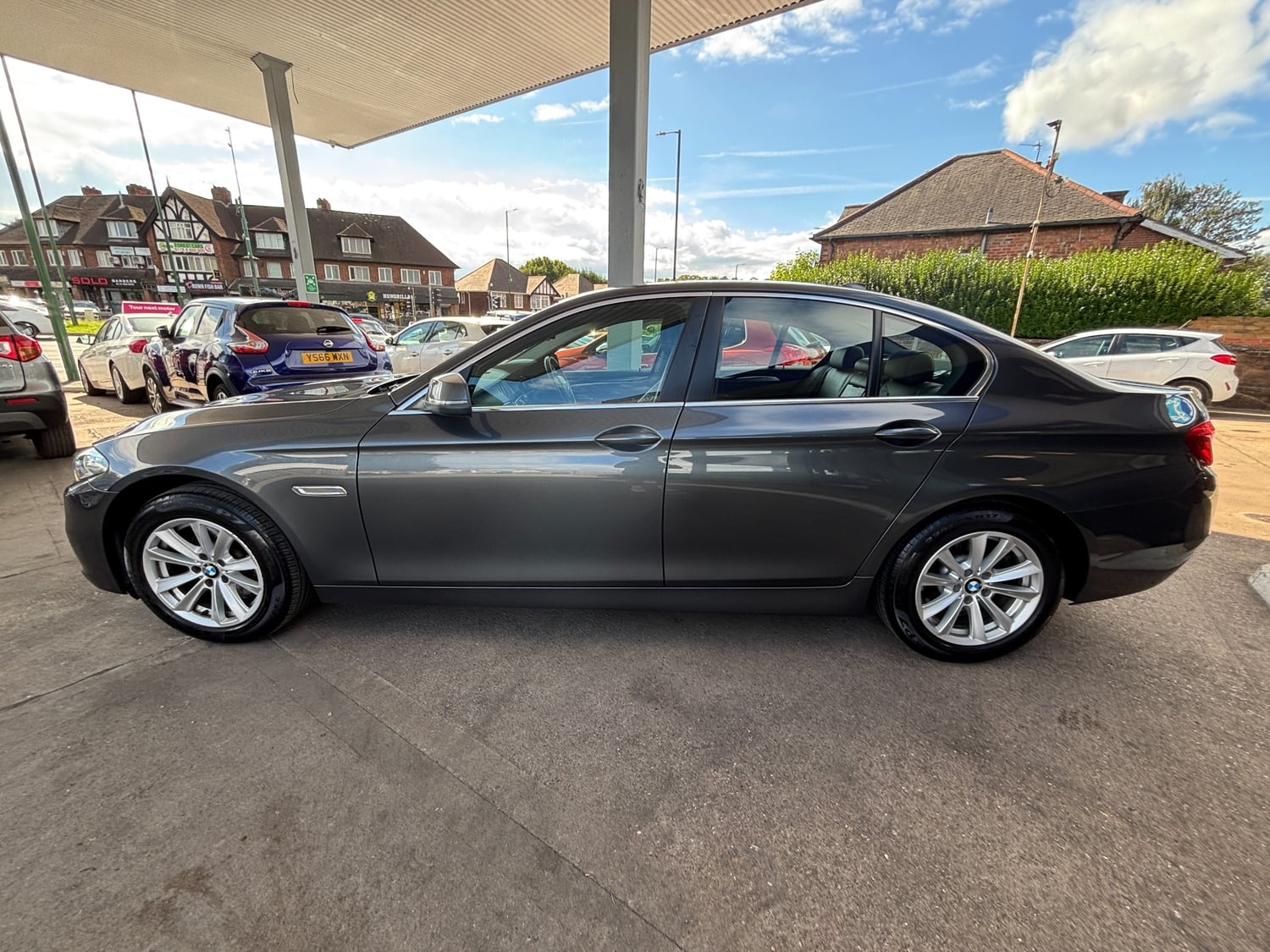 BMW 5 Series 2015 - Cars