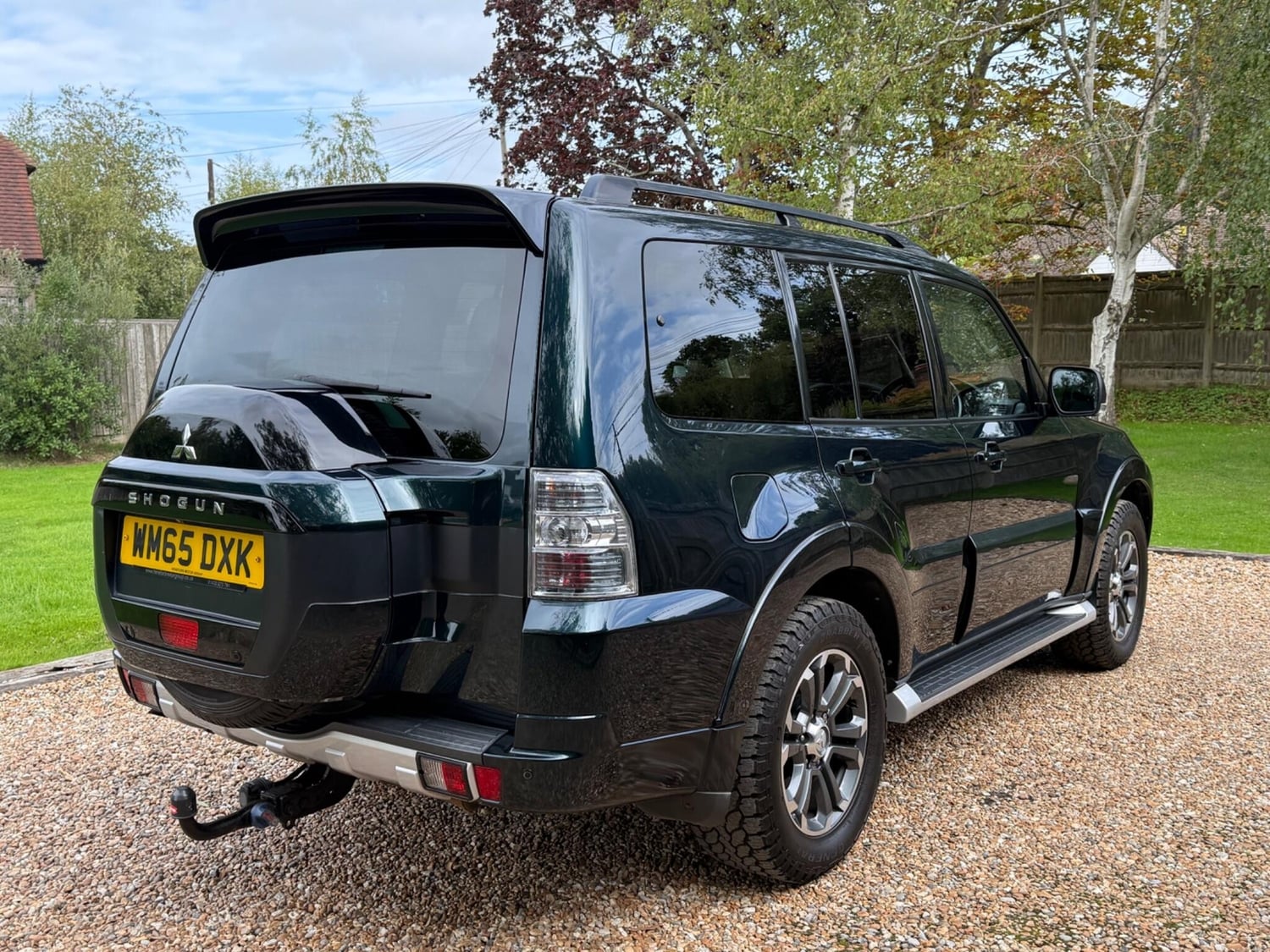 Mitsubishi Shogun 2015 - Cars