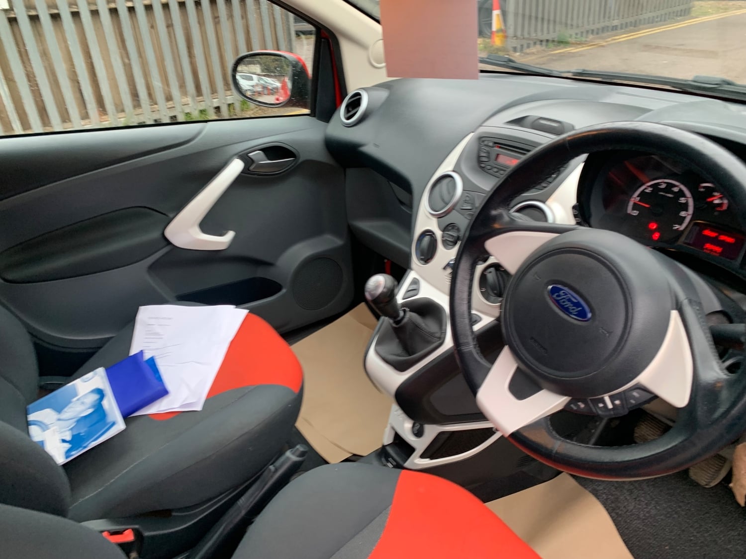 [ berth ]Ford Ka